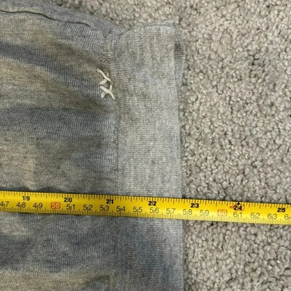 Banjo & Matilda Silk and Cashmere blend V  Neck button up Cardigan - Picture 9 of 9